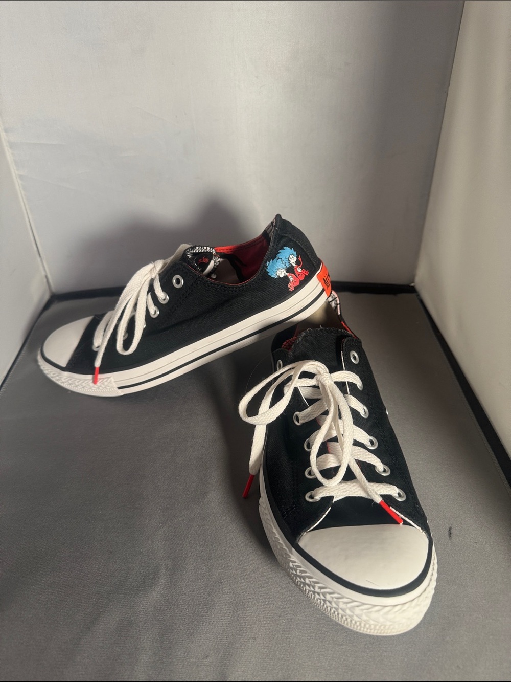 Converse Kids size 5 Black Canvas Low-Top Sneakers with Dr. Seuss Accent